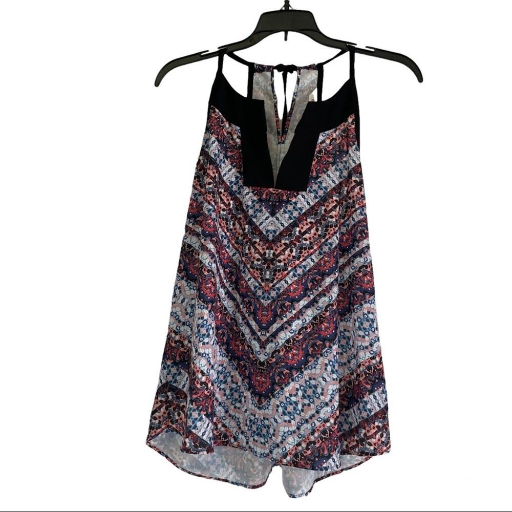 Athleta Chevron dune halter top size Small NWT